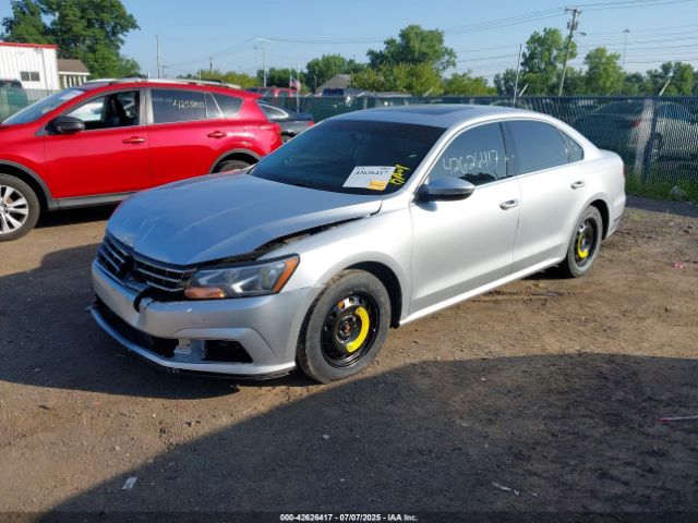 2018 VOLKSWAGEN PASSAT 1VWBA7A35JC009555 Photo 1