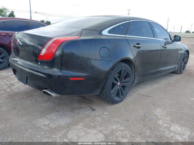 2011 JAGUAR XJ SAJWA2GB9BLV09565 Photo 3