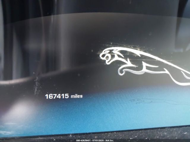 2011 JAGUAR XJ SAJWA2GB9BLV09565 Photo 6