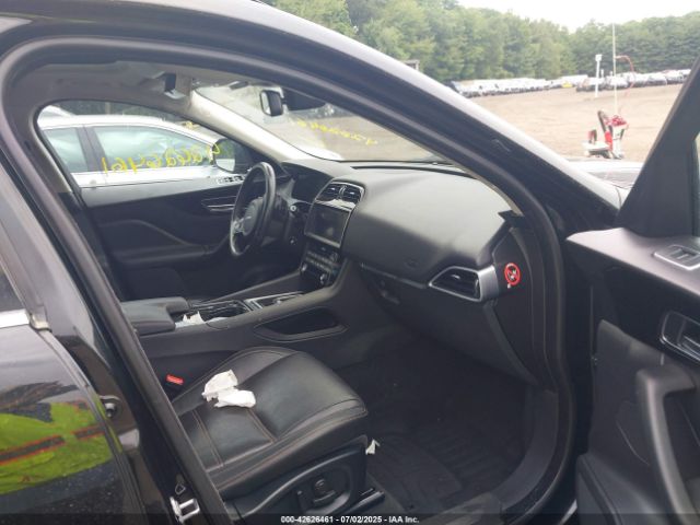 2017 JAGUAR F-PACE SADCK2BV9HA064656 Photo 4