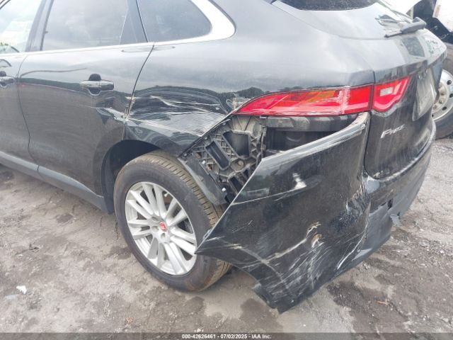 2017 JAGUAR F-PACE SADCK2BV9HA064656 Photo 5