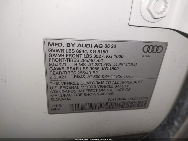 2020 AUDI SQ7 WA1VWAF7XLD012579 Photo 8