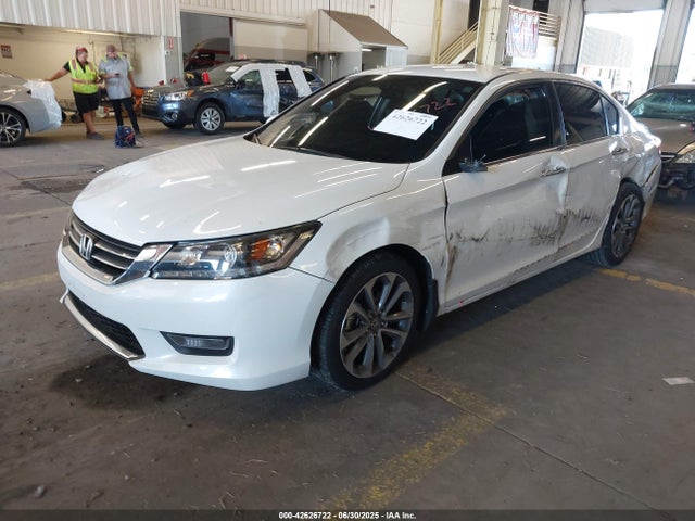Honda k24w1 2014 1HGCR2F54EA015430 Image 2