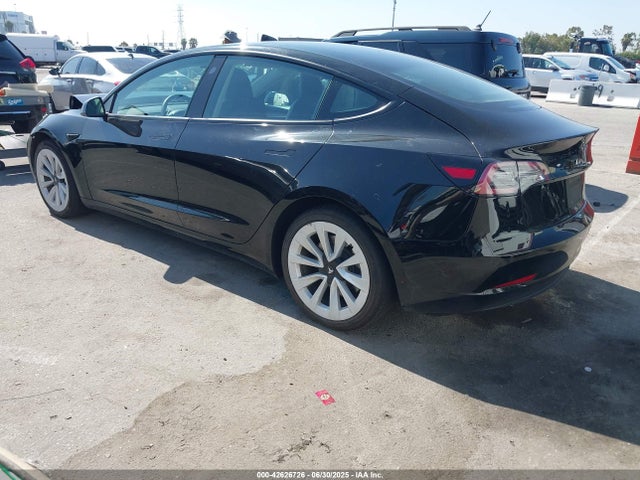2021 TESLA MODEL 3 5YJ3E1EA0MF067226 Photo 2