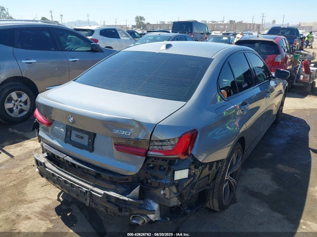 BMW 330I 2023 3MW69FF0XP8D43731 Image 4
