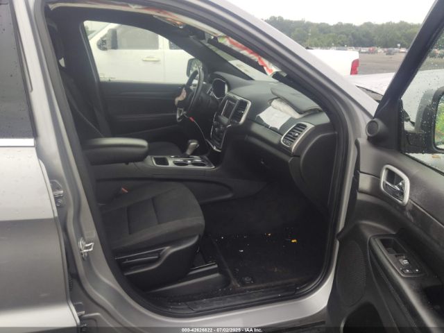 2018 JEEP GRAND CHEROKEE 1C4RJFAG5JC458586 Photo 4