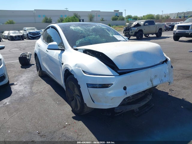 2026 TESLA MODEL Y 7SAYGDEE6TF356939 Photo 0