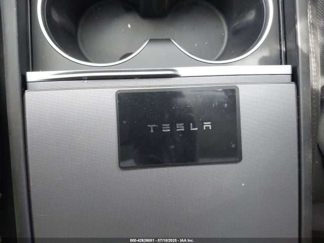 2026 TESLA MODEL Y 7SAYGDEE6TF356939 Photo 10