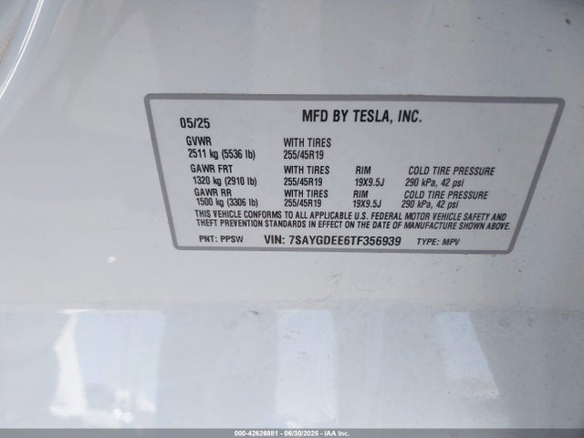 2026 TESLA MODEL Y 7SAYGDEE6TF356939 Photo 8
