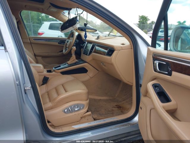 2015 PORSCHE MACAN WP1AB2A5XFLB59652 Photo 4