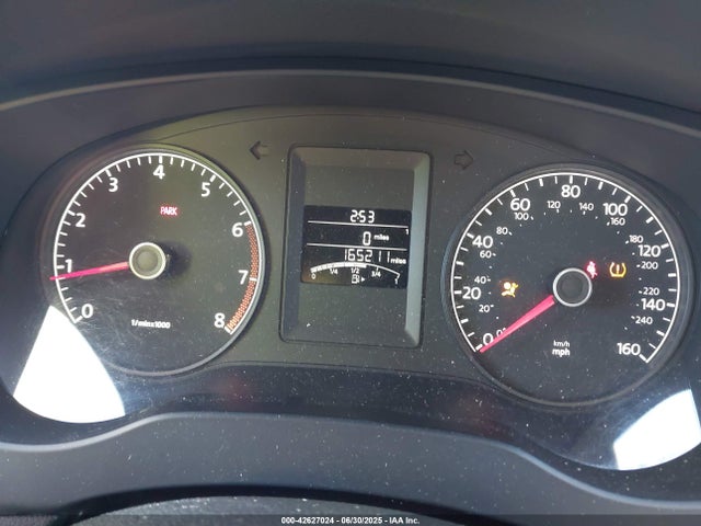 3VW1K7AJ2EM440558 Volkswagen 2014