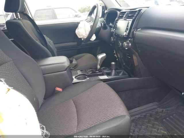 2024 TOYOTA 4RUNNER JTEPU5JR0R6248722 Photo 4