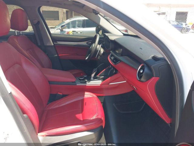 2019 ALFA ROMEO STELVIO ZASPAJAN0K7C35821 Photo 4