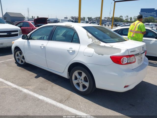2013 TOYOTA COROLLA 5YFBU4EE3DP136580 Photo 2
