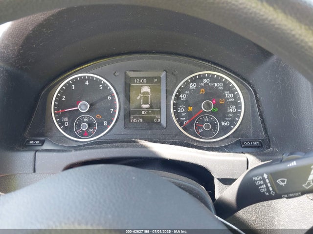 Volkswagen 2018 2018 WVGBV7AX3JK003751 Image 7