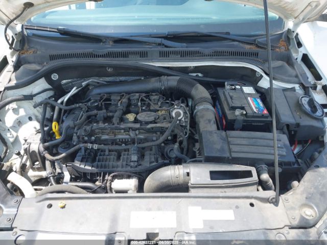 3VWD17AJ0EM416579 Volkswagen 2014