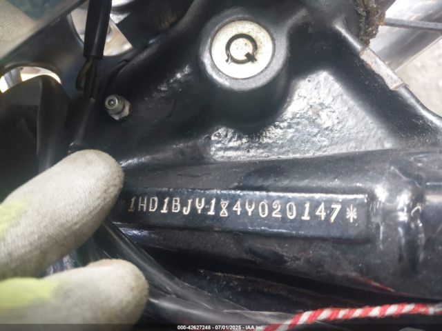 2004 HARLEY-DAVIDSON FLSTC 1HD1BJY184Y020147 Photo 9