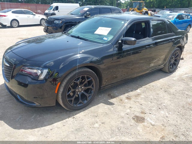 2C3CCAAG3KH601413 Chrysler 300