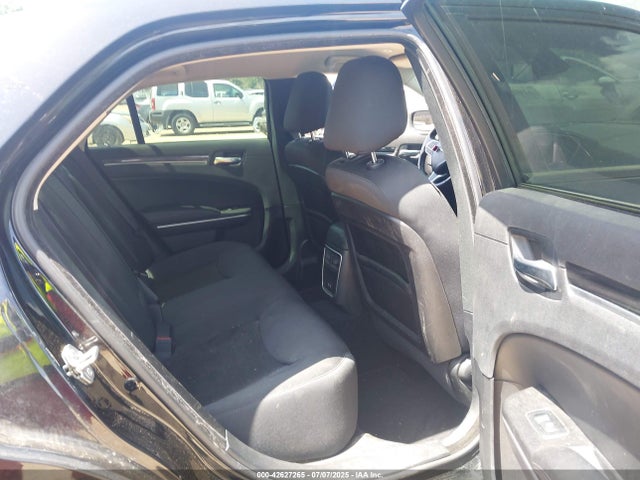 2C3CCAAG3KH601413 Chrysler 300