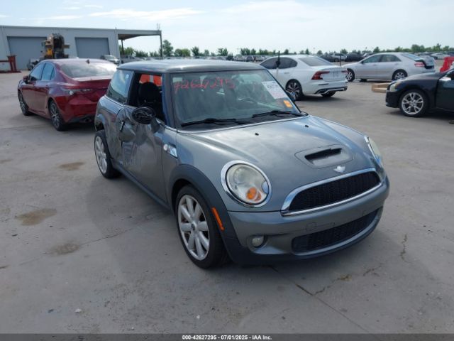 2007 MINI COOPER S WMWMF73557TV31801 Photo 0