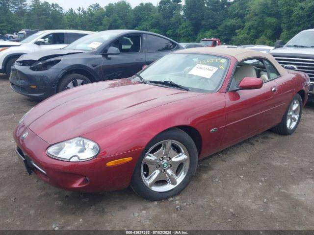 1998 JAGUAR XK8 SAJGX2241WC018831 Photo 1