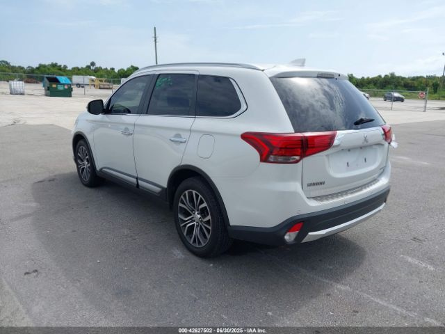 2017 MITSUBISHI OUTLANDER JA4AD3A32HZ046675 Photo 2