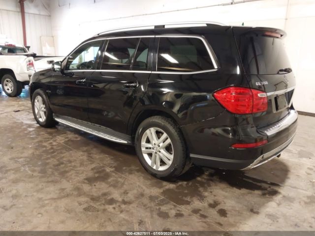 2016 MERCEDES-BENZ GL 350 BLUETEC 4JGDF2EE2GA688194 Photo 2