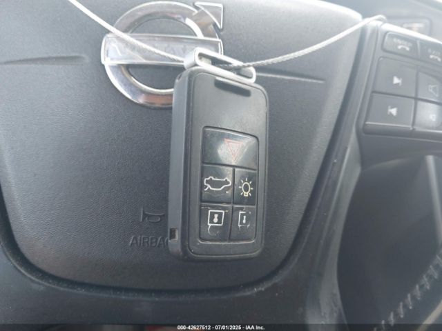 2011 VOLVO XC70 YV4940BZ7B1096601 Photo 10