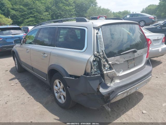 2011 VOLVO XC70 YV4940BZ7B1096601 Photo 2