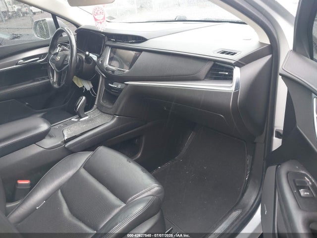 2018 CADILLAC XT5 1GYKNERSXJZ115000 Photo 4