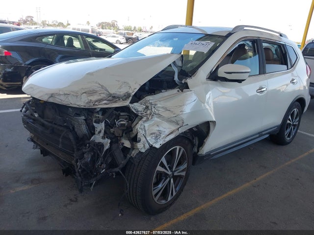 Nissan 2017 2017 5N1AT2MT7HC847423 Image 2