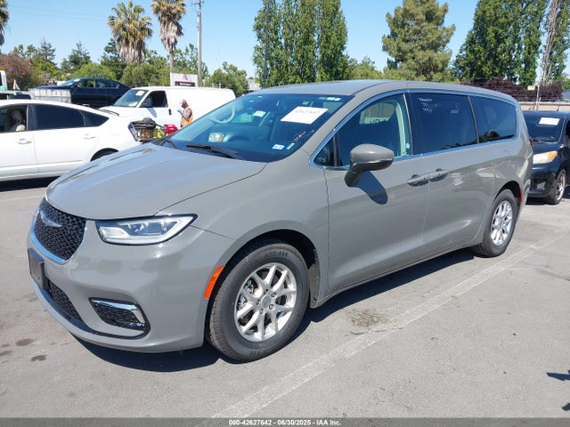 Chrysler Pacifica 2023 2C4RC1BG9PR590309 Image 2