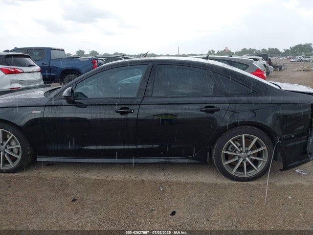 WAUG3AFCXJN049981 Audi A6