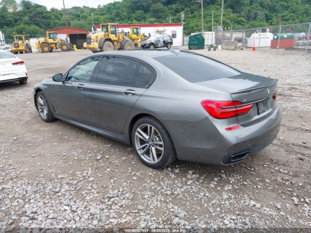 2016 BMW 750I WBA7F2C58GG415114 Photo 2
