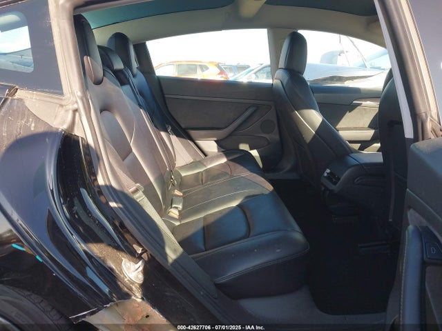 2021 TESLA MODEL 3 5YJ3E1EA9MF077673 Photo 7