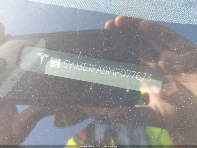 2021 TESLA MODEL 3 5YJ3E1EA9MF077673 Photo 8