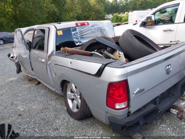 2019 RAM 1500 CLASSIC 1C6RR7LT6KS527454 Photo 2