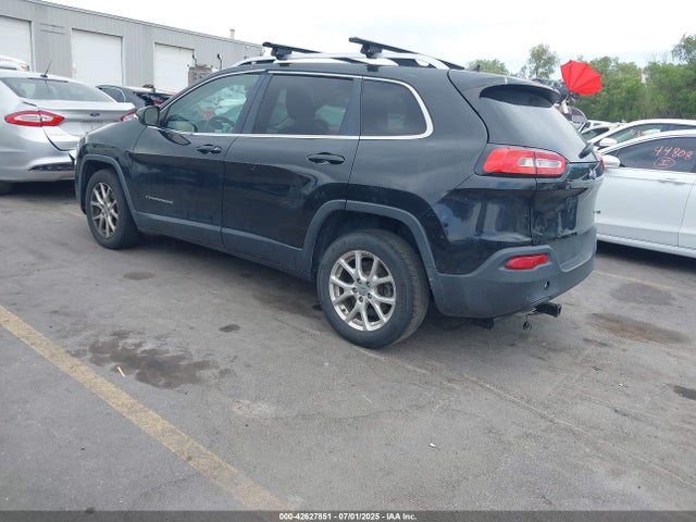 1C4PJLCS7EW106105 Jeep 2014
