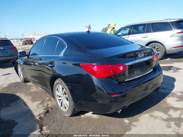 JN1BV7AP9FM345479 Infiniti 2015