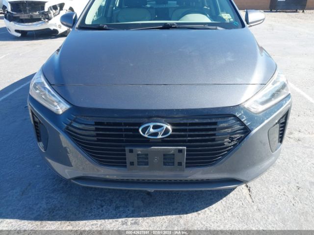 2017 HYUNDAI IONIQ HYBRID KMHC65LC5HU039326 Photo 5