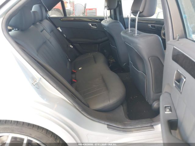 2010 MERCEDES-BENZ E 350 WDDHF8HB7AA074586 Photo 7