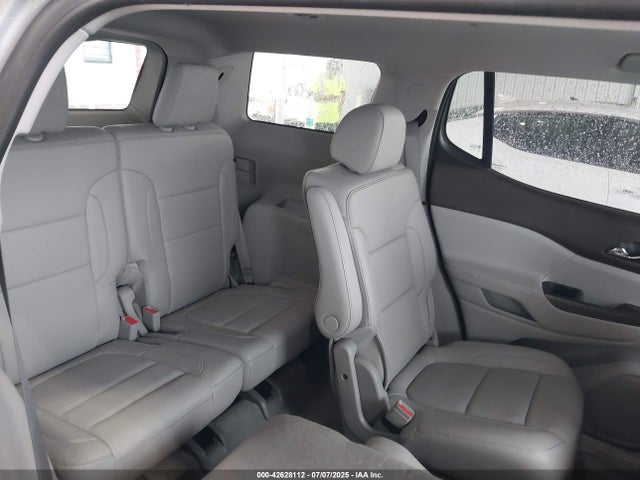 GMC lgx 2023 1GKKNULS3PZ230141 Image 8