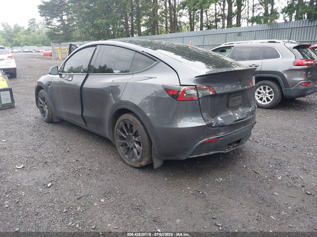 2021 TESLA MODEL Y 5YJYGAEE2MF247892 Photo 2