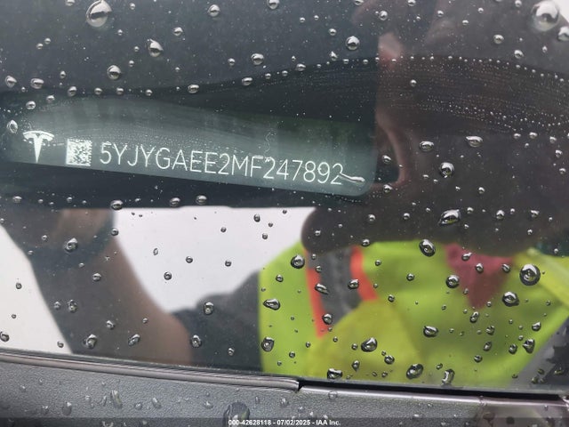 2021 TESLA MODEL Y 5YJYGAEE2MF247892 Photo 8
