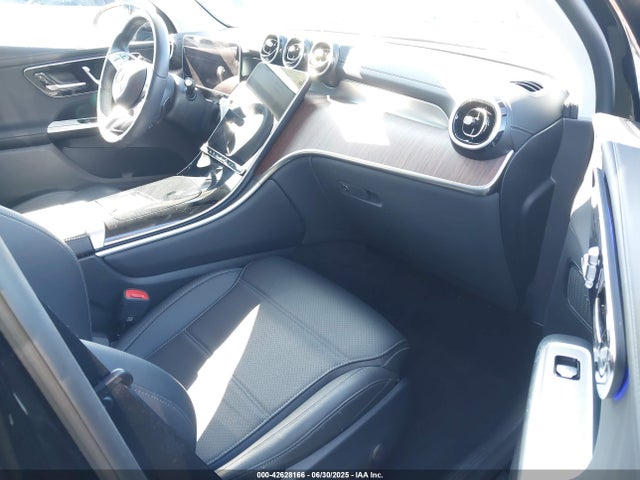 W1NKM5GB2SF291014 Mercedes-Benz m254