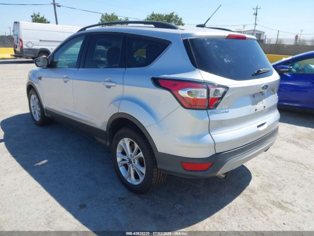 2018 FORD ESCAPE 1FMCU0GDXJUA12088 Photo 2