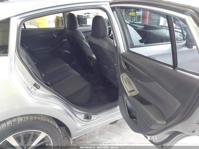 Subaru na 2022 4S3GTAV61N3727355 Image 8