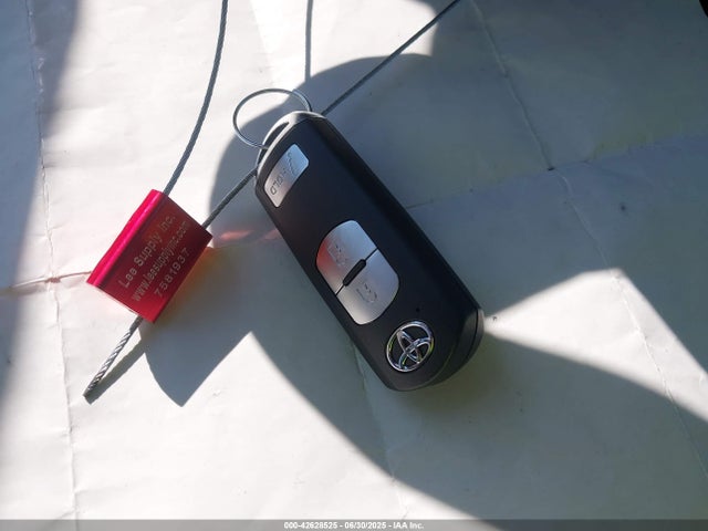 Toyota Yaris 2020 3MYDLBJVXLY700411 Image 25