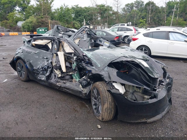 2025 TESLA MODEL 3 5YJ3E1EB4SF941504 Photo 0