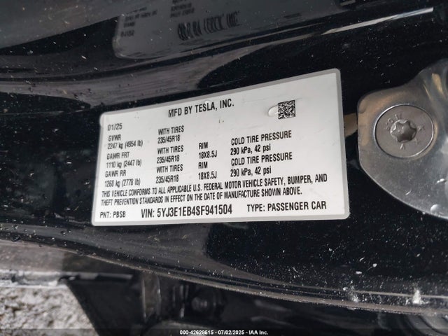 2025 TESLA MODEL 3 5YJ3E1EB4SF941504 Photo 8